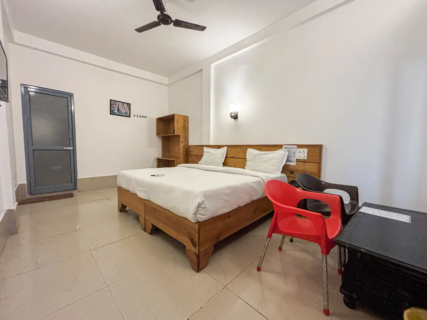 Best yoga school rooms in Rishikesh