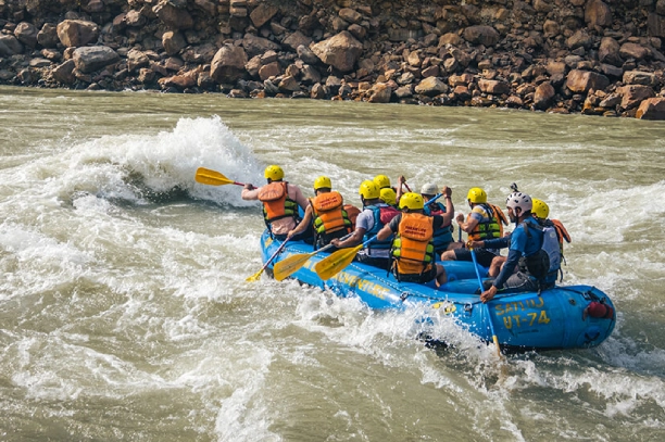 Adventure retreat in Rishikesh - river rafting